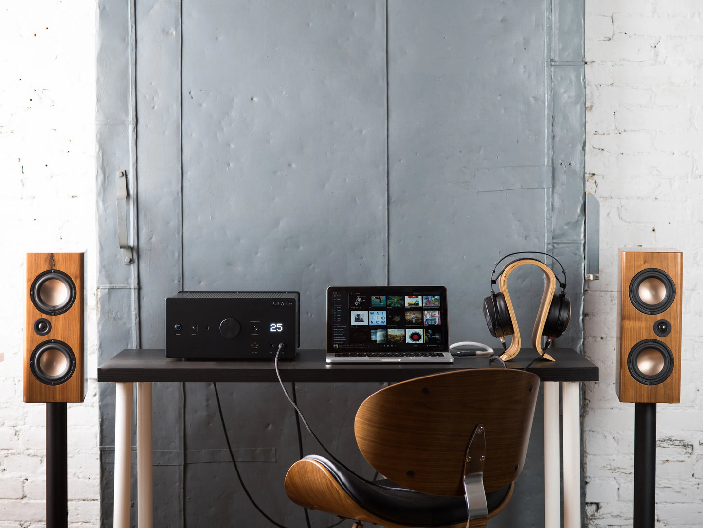 LTA Z10E ELECTROSTATIC HEADPHONE AMP / INTEGRATED AMP